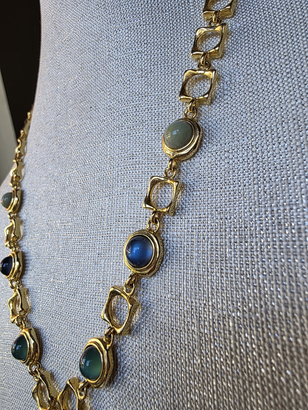 Liz Clairborne Vintage boutique-style fashion Y-drop collar statement necklace - Picture 7 of 13